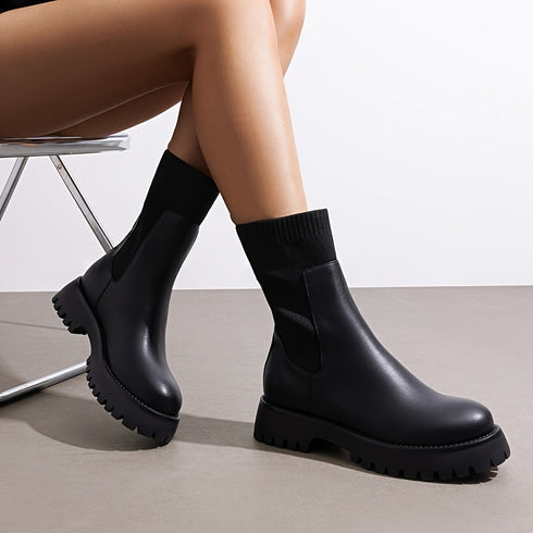 DAMENSTIEFEL MIT DICKER SOHLE UND HOHEM ABSATZ – TRENDSTIEFEL IN EXQUISITEM DESIGN