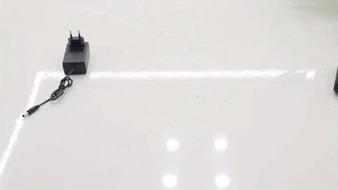 Kabelloser Hochdruckreiniger Takami – 21V Akku, 1300mAh, Tragbar & Leistungsstark für Auto, Garten, Terrasse