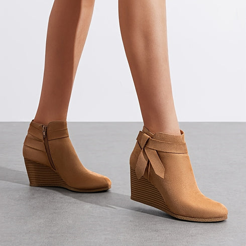 HOCHHACKIGE STIEFELETTEN FÜR DAMEN