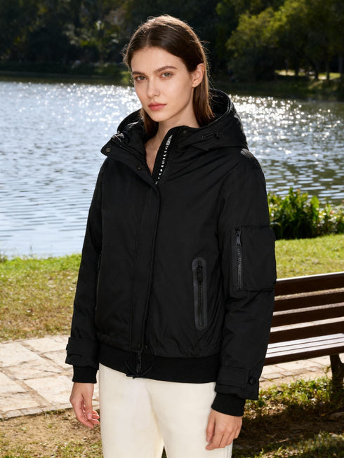 Daunenjacke Damen schwarz | Kurze Warme Winterjacke mit Kapuze