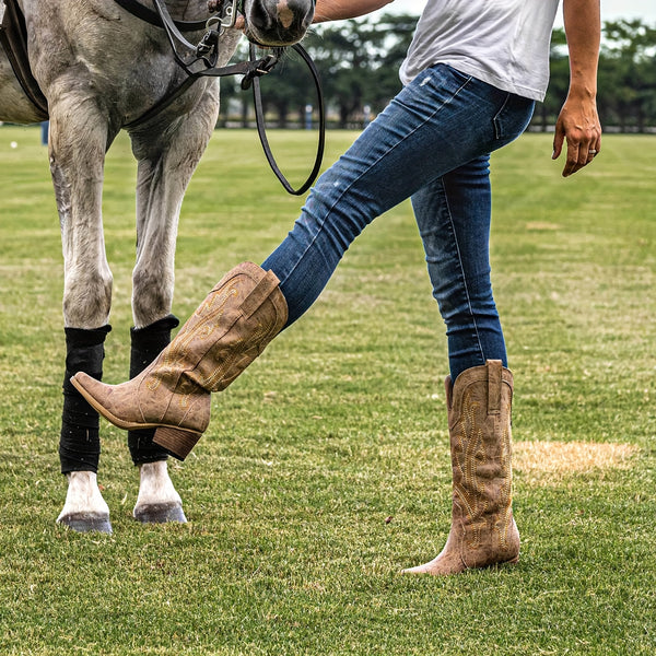 VINTAGE DAMEN-WESTERNSTIEFEL MIT BESTICKTEM SCHAFT UND SPITZKAPPE – REITSTIEFEL