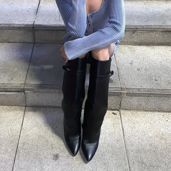 DAMEN LANGSCHAFT STIEFEL MIT KEILABSATZ – KNIEHOHE SLIP-ON STIEFEL