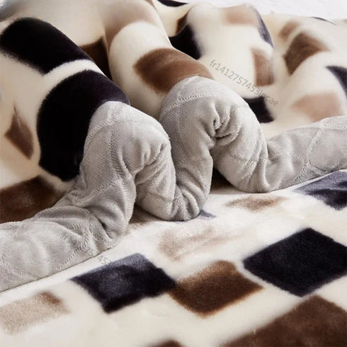 Bella Raschel Nerzdecke, Doppellagig 100 % Polyester | Shiraki