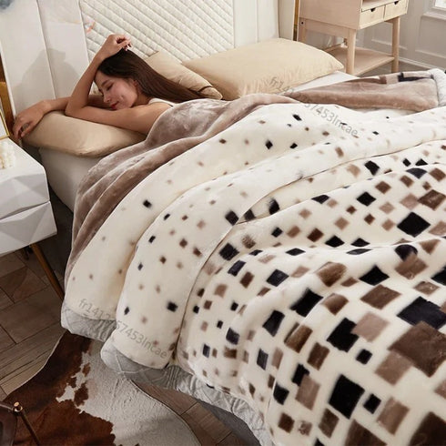 Bella Raschel Nerzdecke, Doppellagig 100 % Polyester | Shiraki