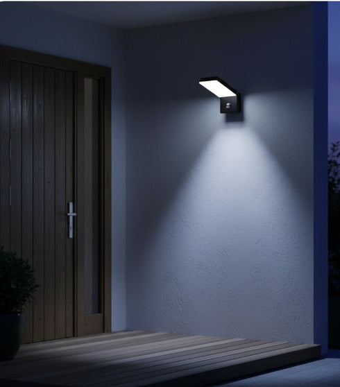Evi LED Außenleuchte mit Bewegungsmelder IP65 Kunststoff | Shiraki