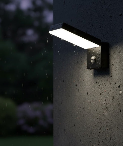 Evi LED Außenleuchte mit Bewegungsmelder IP65 Kunststoff | Shiraki