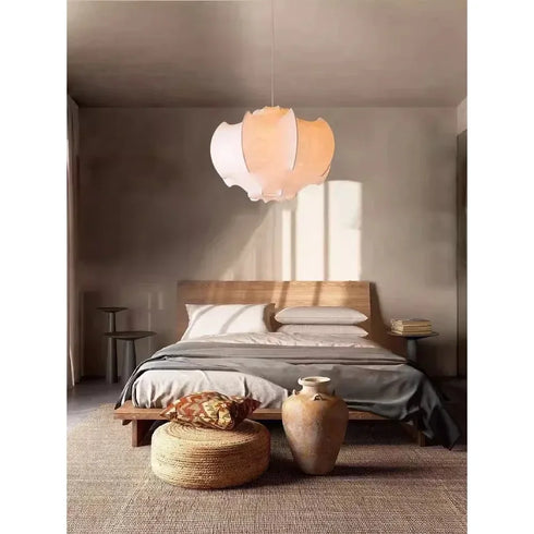 Warmer Kronleuchter aus Wabi-Sabi-Seide von Noelle, modernes japanisches Licht | Shiraki