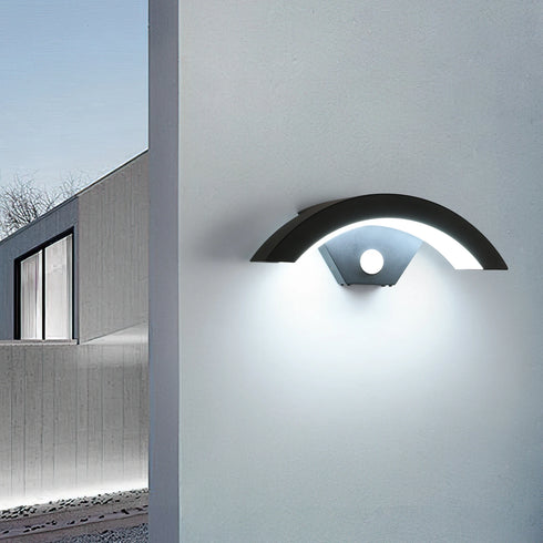 Clarisse – LED Wandleuchte mit Bewegungssensor | Shiraki