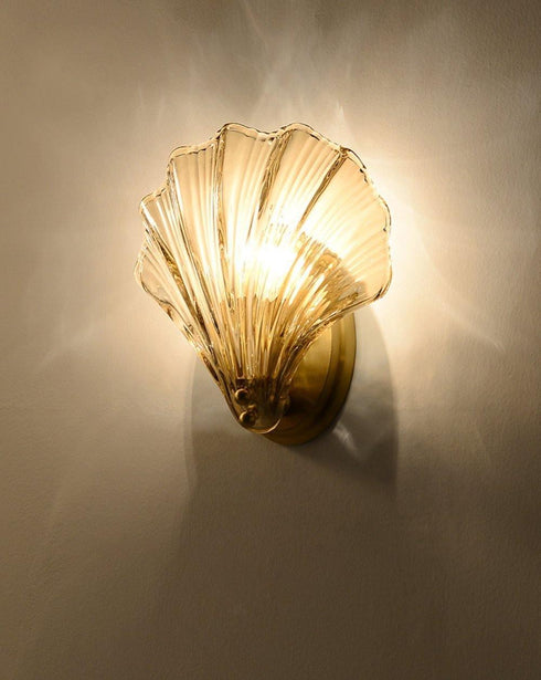 Muschel-Wandleuchte für maritime Eleganz