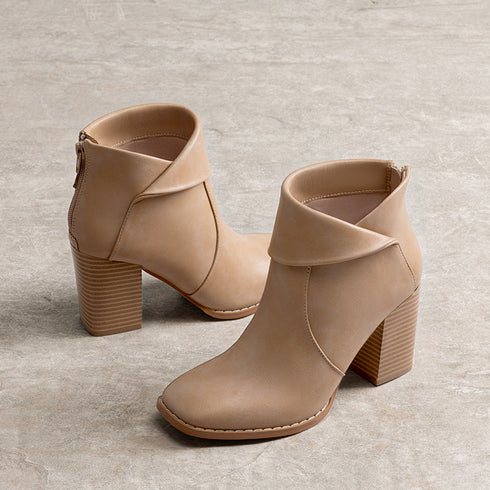 DAMEN KNÖCHELSTIEFEL MIT QUADRATISCHER SPITZE - BLOCKABSATZ-BOOTIES