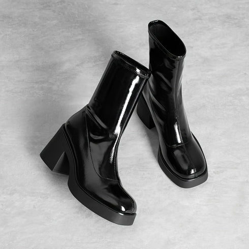 STILVOLLE DAMEN PLATEAU-STIEFELETTEN IN SCHWARZ - BEQUEMER BLOCKABSATZ MIT PROFILSOHLE