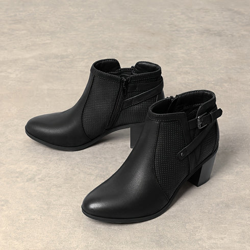 SCHLICHTE DAMEN-STIEFELETTEN MIT SPITZER ZEHENPARTIE UND BLOCKABSATZ