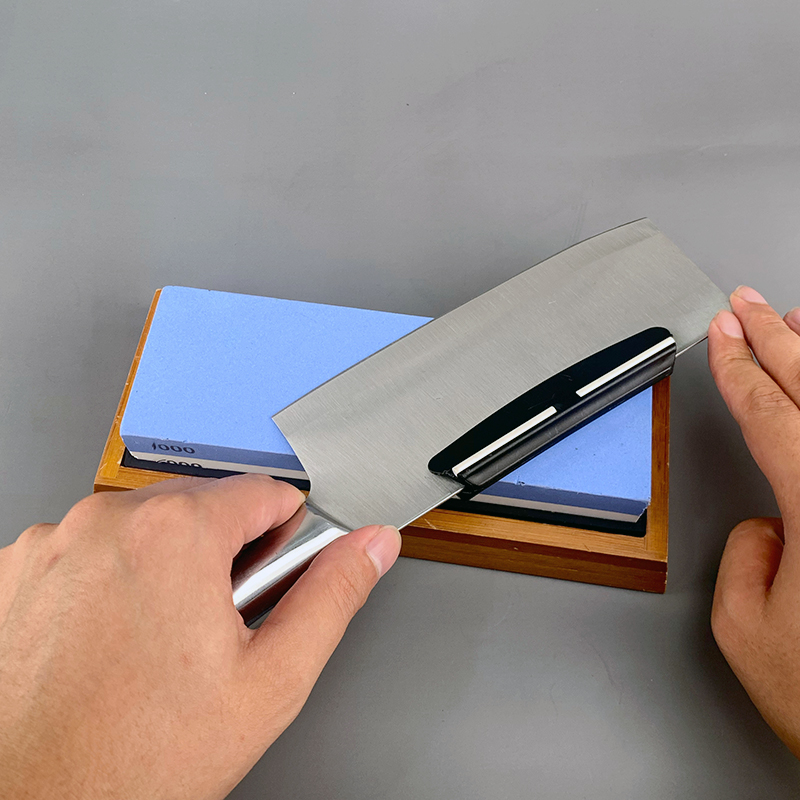 Copy of Messerschleifstein mit Bambusbasis