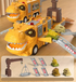 Interessanter Verformung Dinosaurier Triebwagen