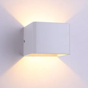 Moderne LED-Wandleuchte